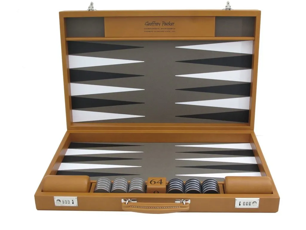 Personalised backgammon | Luxury Backgammon Board | Custom Backgammon Board | Alden & Rowe Backgammon | Leather Backgammon | Bridle Hide Backgammon | Luxury Backgammon | Custom backgammon